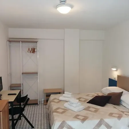 Penzion E Con Ingresso Indipendente Le Terrazze Riccione