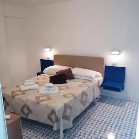 E Con Ingresso Indipendente Le Terrazze 3*