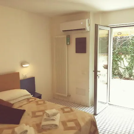 E Con Ingresso Indipendente Le Terrazze 3*