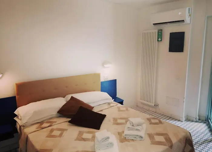 E Con Ingresso Indipendente Le Terrazze בית הארחה